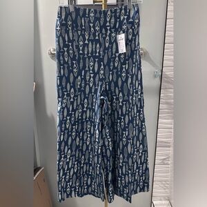 NWT Wide-Leg Culottes Style Trouser Fish Print Pants Size S - Unbranded